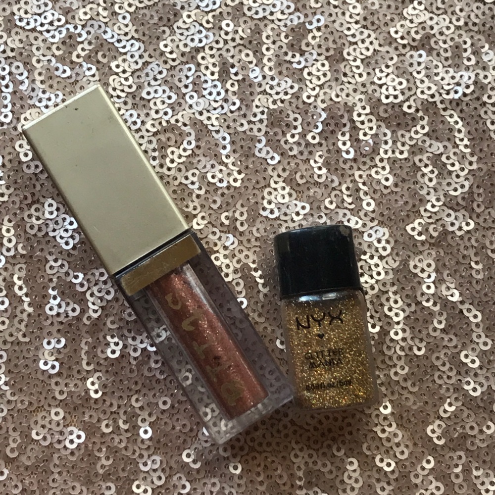 Assorted glitters